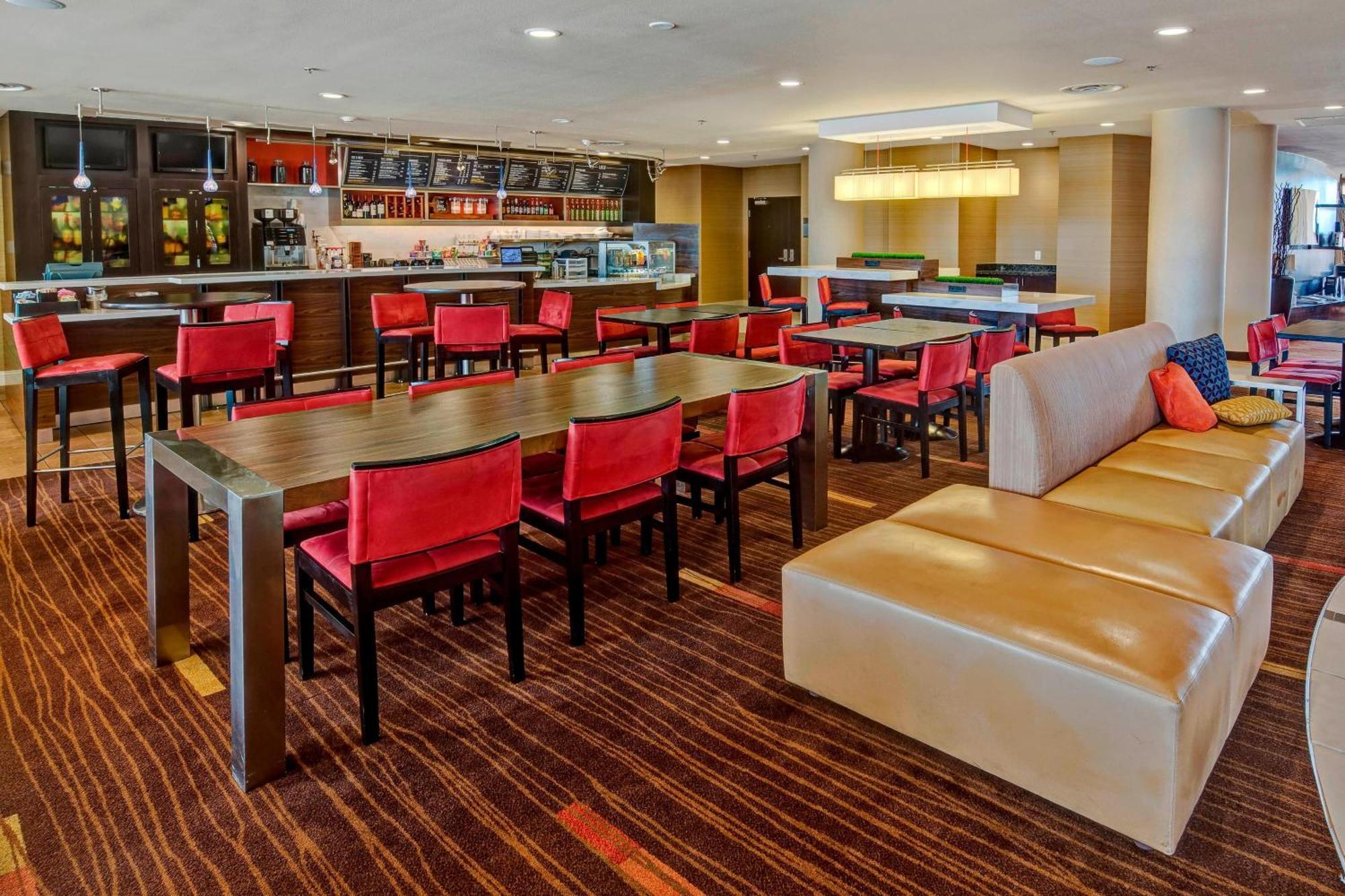Courtyard By Marriott Midland Hotel Екстериор снимка